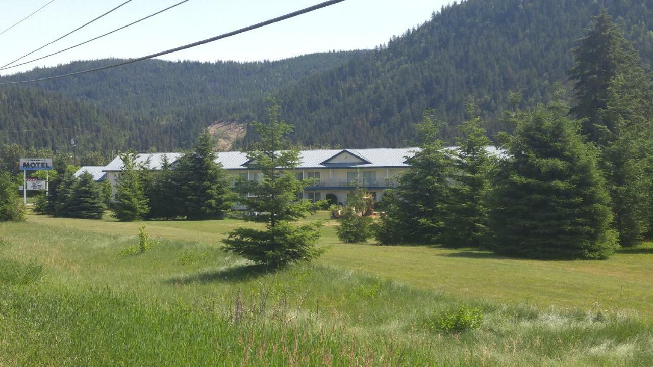 Monashee Motel Sicamous Exterior photo